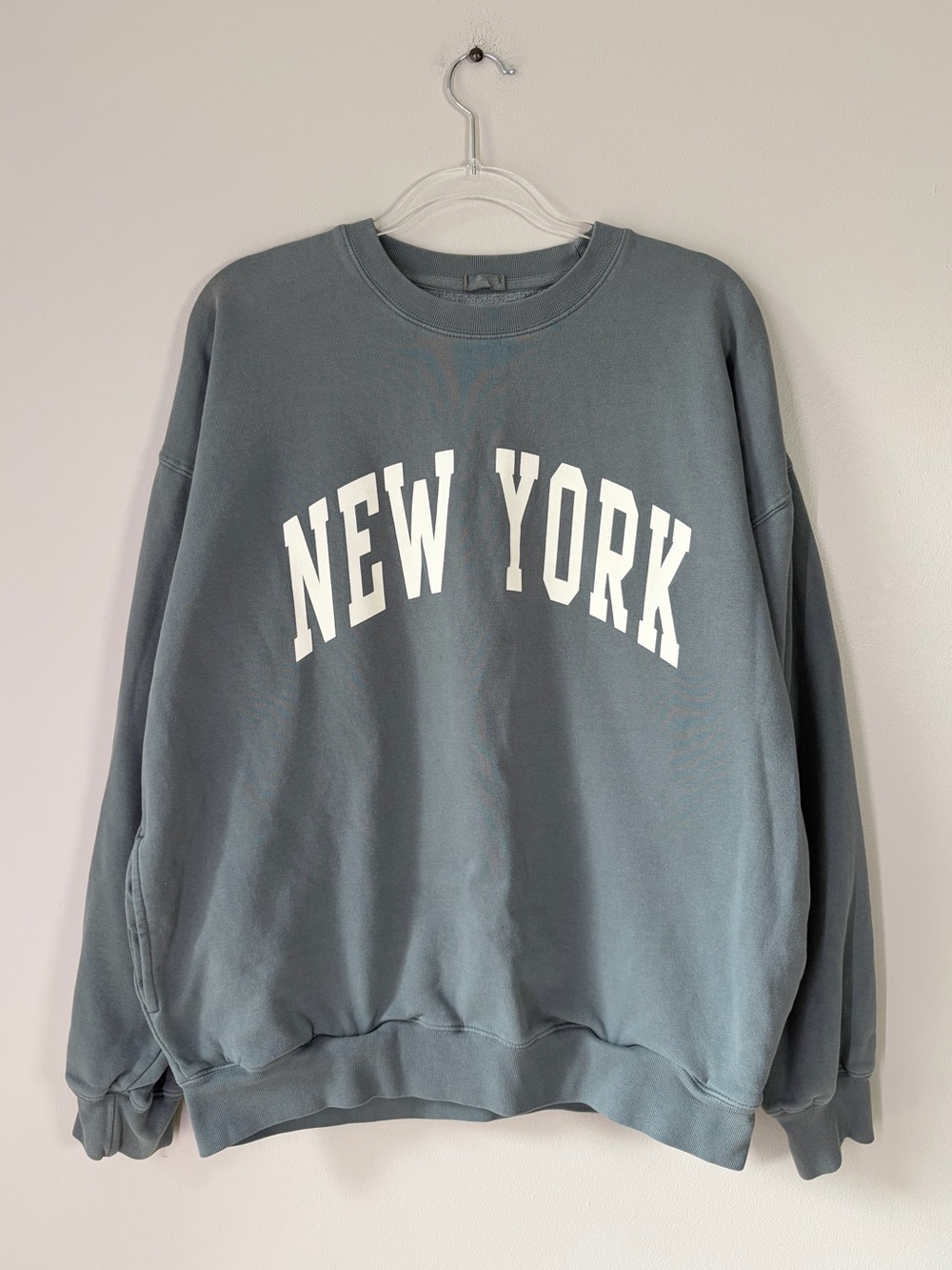Brandy Melville John Galt New York Crew Neck Oversized Sweatshirt